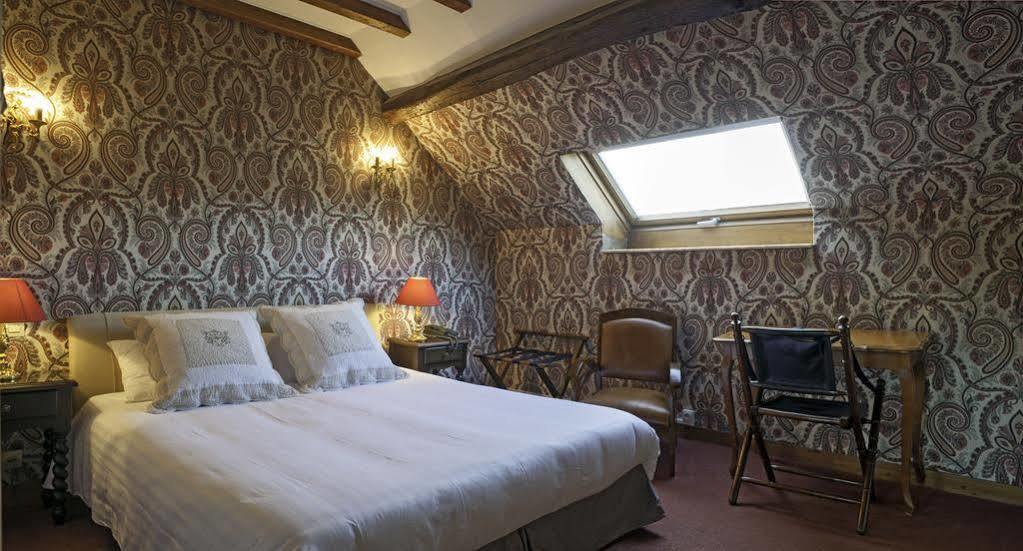 Hotel Le Plantagenet Chinon Exterior photo